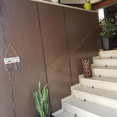 酒店 Kekrops 卢特拉艾季普苏